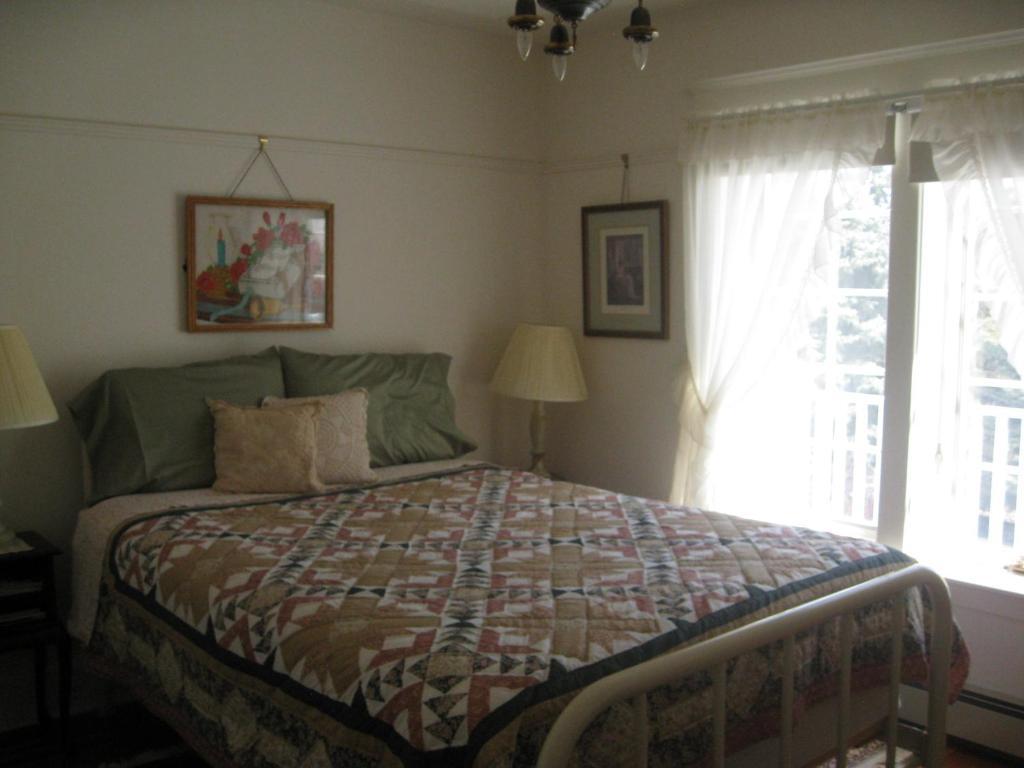סטראת'מור Sproule Heritage Bed & Breakfast מראה חיצוני תמונה